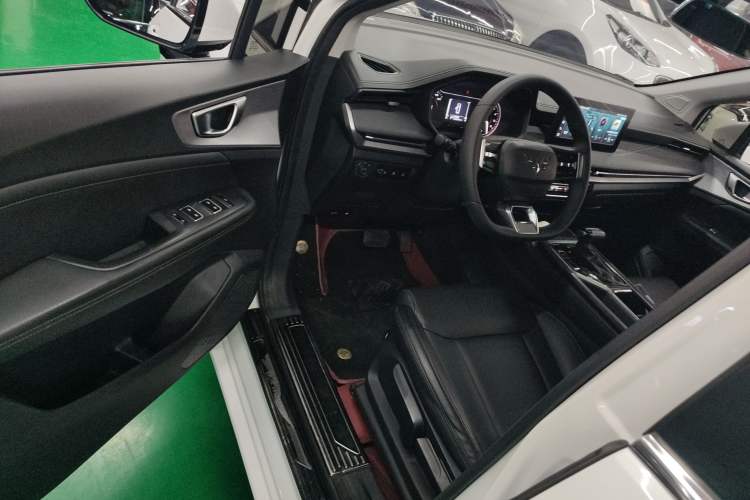Used Wuling Jiachen 2022 1.5T CVT Smart Luxury Version Driver Seat