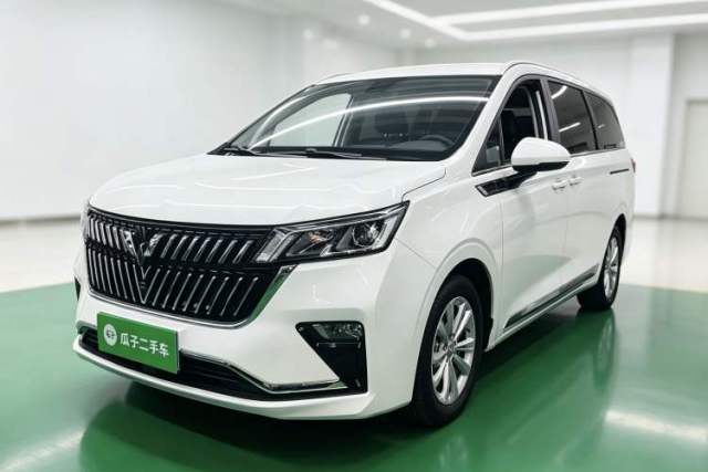 Używany Wuling Jiachen 2022 1.5T CVT Smart Luxury Version