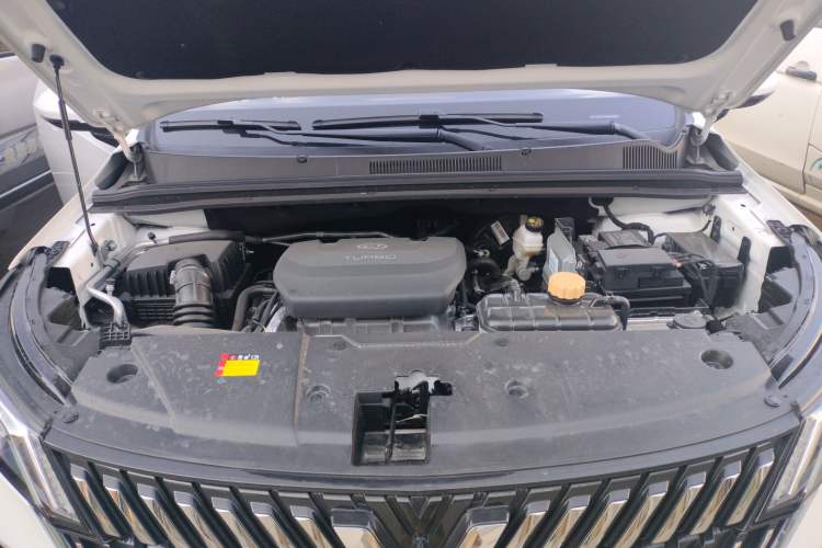 Used Wuling Jiachen 2022 1.5T CVT Smart Luxury Version Engine Bay