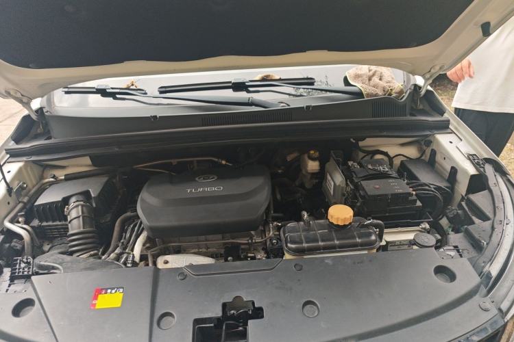 Used Wuling Jiachen 2022 1.5T CVT Deluxe Flagship Edition Engine Bay