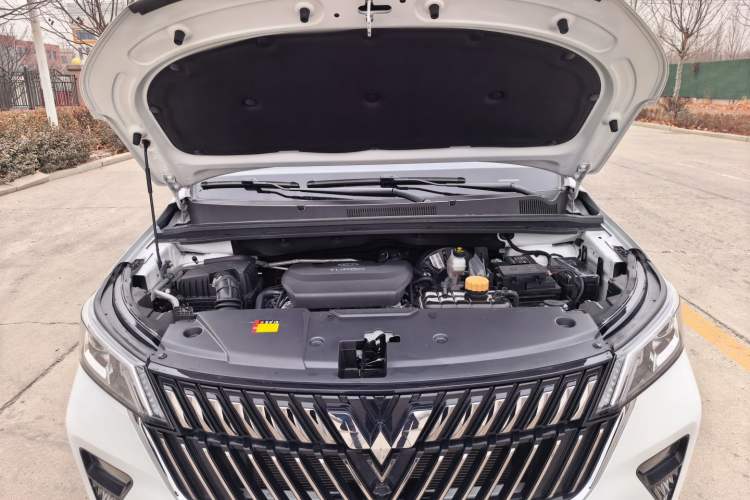 Used Wuling Jiachen 2022 1.5T CVT Smart Luxury Version Engine Bay