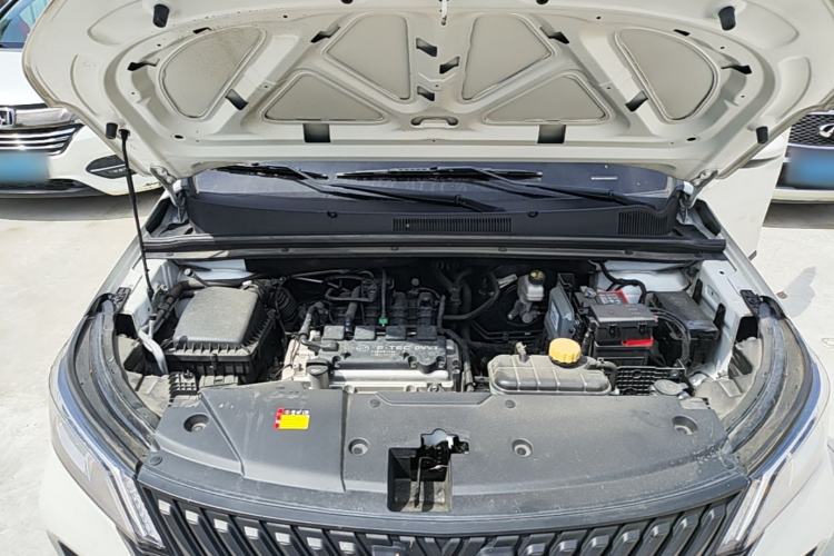 Used Wuling Jiachen 2022 1.5L Manual Enjoyment Elite Model Engine Bay