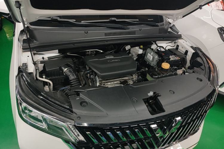Used Wuling Jiachen 2022 1.5T CVT Smart Luxury Version Engine Bay