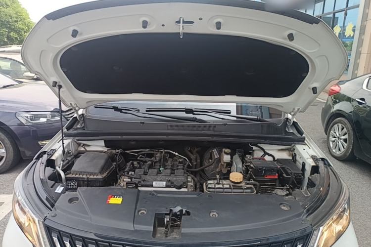 Used Wuling Jiachen 2022 1.5L Manual Light Comfort Edition Engine Bay
