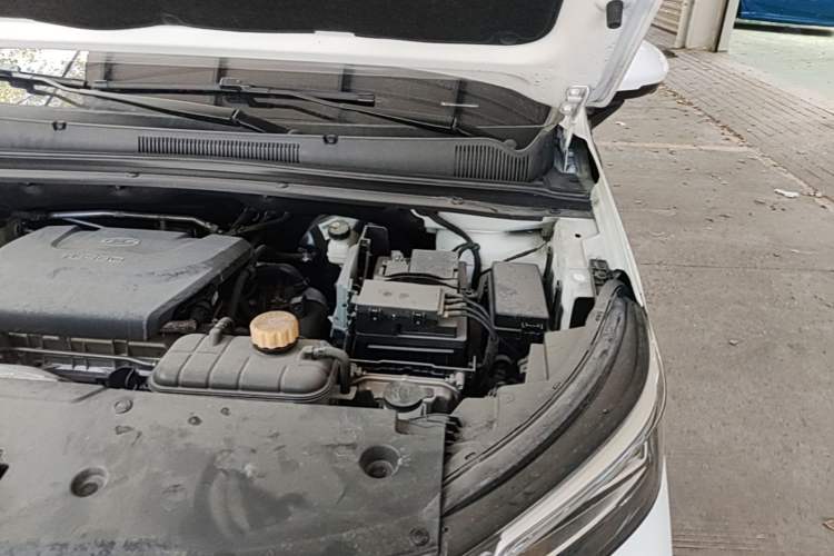 Used Wuling Jiachen 2022 1.5T CVT Deluxe Flagship Edition Engine Bay Left