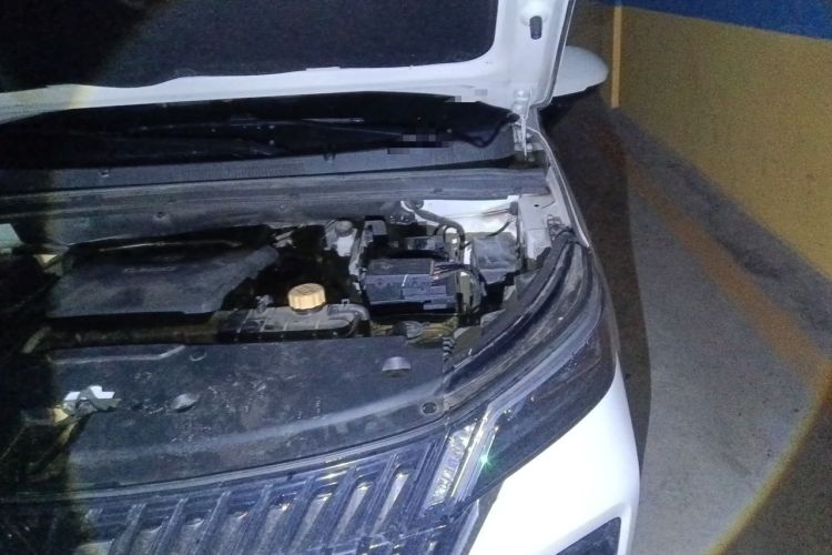 Used Wuling Jiachen 2022 1.5T CVT Deluxe Flagship Edition Engine Bay Left