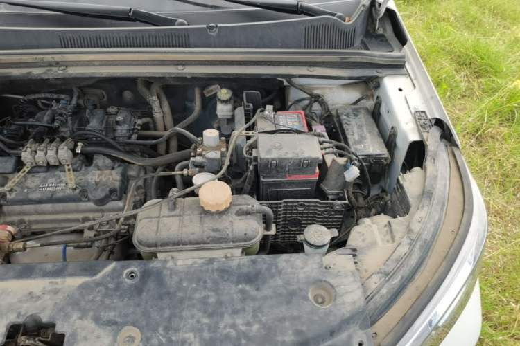Used Wuling Jiachen 2022 1.5L Manual Enjoyment Elite Model Engine Bay Left
