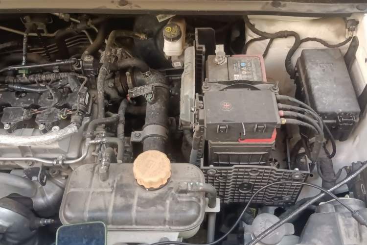 Used Wuling Jiachen 2022 1.5T Manual Light Enjoyment Dynamic Version Engine Bay Left