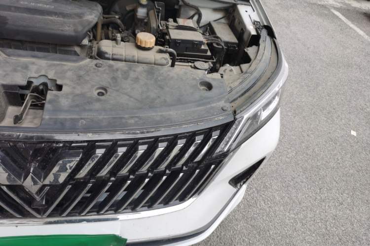 Used Wuling Jiachen 2022 1.5T CVT Smart Luxury Version Engine Bay Left