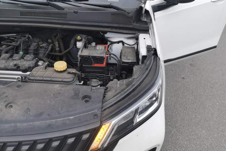 Used Wuling Jiachen 2022 1.5L Manual Enjoyment Elite Model Engine Bay Left
