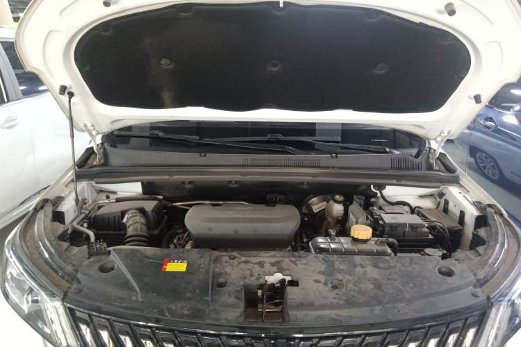 Used Wuling Jiachen 2022 1.5T CVT Smart Luxury Version Engine Bay