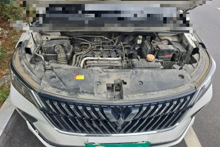 Used Wuling Jiachen 2022 1.5T Manual Comfort & Dynamic Version Engine Bay
