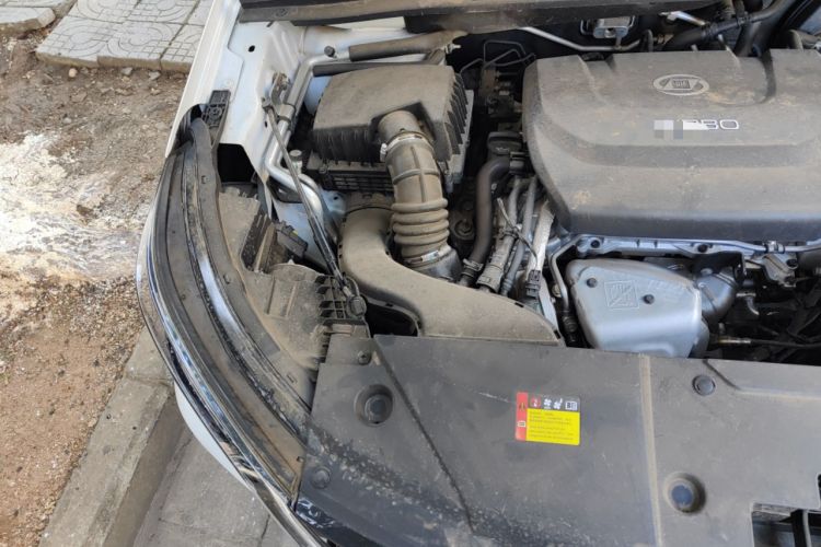 Used Wuling Jiachen 2022 1.5T CVT Smart Luxury Version Engine Bay Right