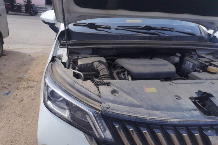 Used Wuling Jiachen 2022 1.5T CVT Smart Luxury Version Engine Bay Right