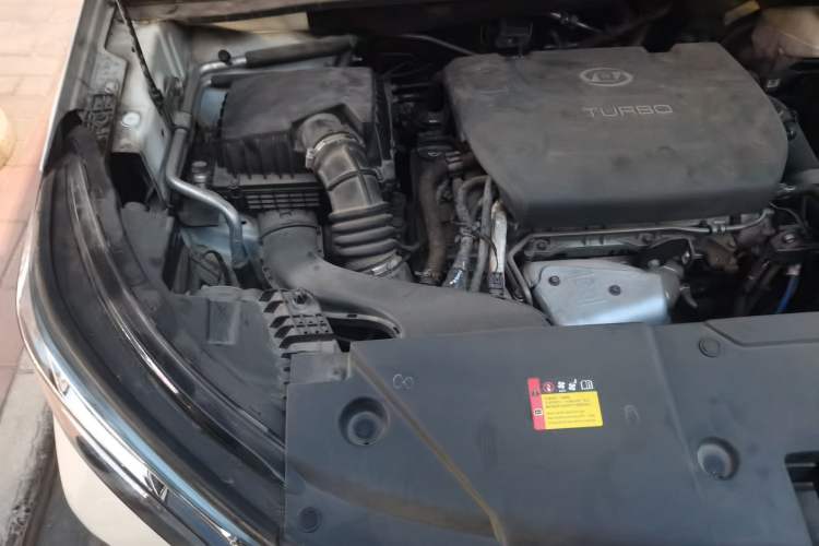Used Wuling Jiachen 2022 1.5T CVT Smart Luxury Version Engine Bay Right