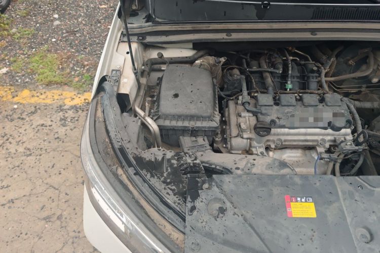 Used Wuling Jiachen 2022 1.5L Manual Light Comfort Edition Engine Bay Right