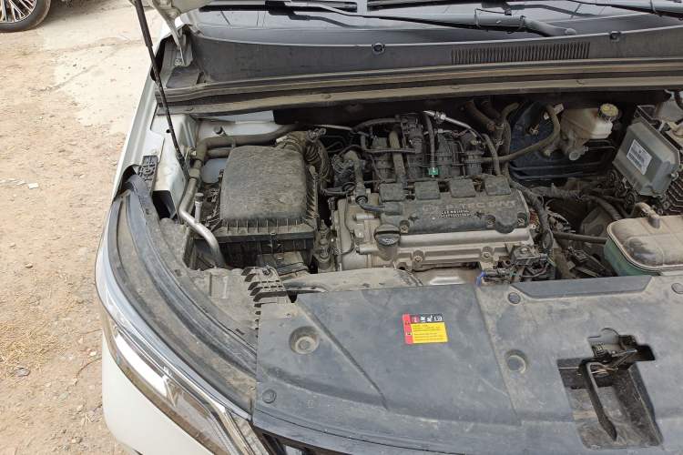 Used Wuling Jiachen 2022 1.5L Manual Light Comfort Edition Engine Bay Right