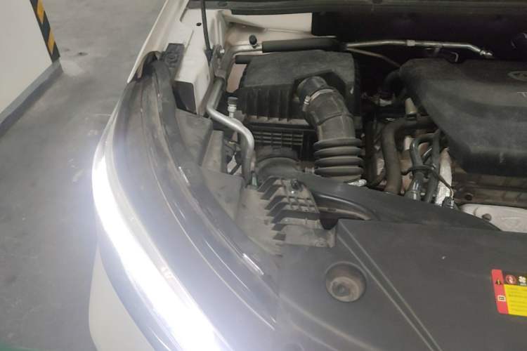 Used Wuling Jiachen 2022 1.5T CVT Deluxe Flagship Edition Engine Bay Right