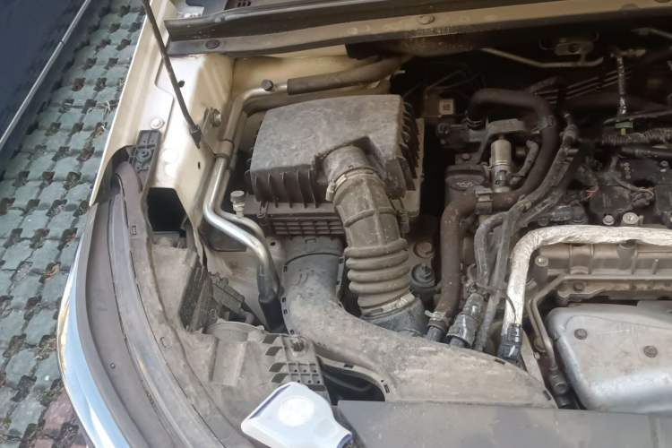Used Wuling Jiachen 2022 1.5T Manual Light Enjoyment Dynamic Version Engine Bay Right