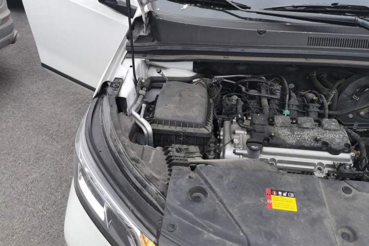Used Wuling Jiachen 2022 1.5L Manual Enjoyment Elite Model Engine Bay Right