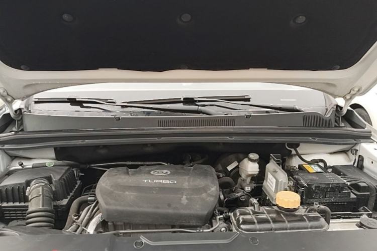 Used Wuling Jiachen 2022 1.5T CVT Smart Luxury Version Engine Bay