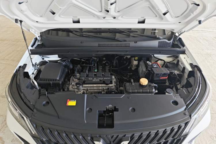Used Wuling Jiachen 2022 1.5L Manual Enjoyment Elite Model Engine Bay