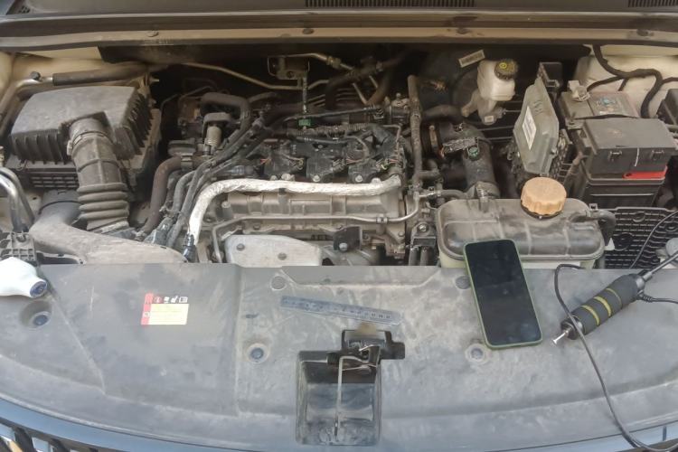 Used Wuling Jiachen 2022 1.5T Manual Light Enjoyment Dynamic Version Engine Bay