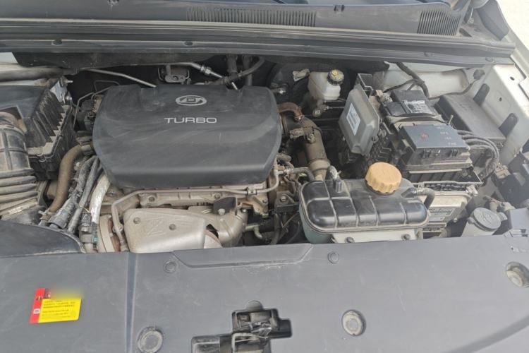 Used Wuling Jiachen 2022 1.5T CVT Deluxe Flagship Edition Engine Bay