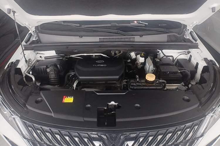 Used Wuling Jiachen 2022 1.5T CVT Smart Luxury Version Engine Bay