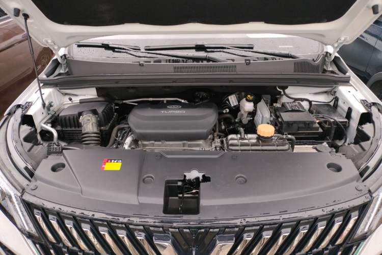 Used Wuling Jiachen 2022 1.5T CVT Smart Luxury Version Engine Bay