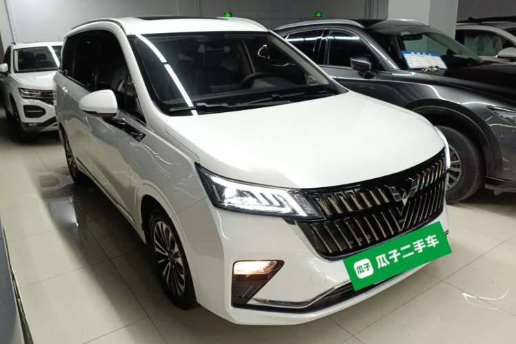 Used Wuling Jiachen 2022 1.5T CVT Deluxe Flagship Edition Exterior 1