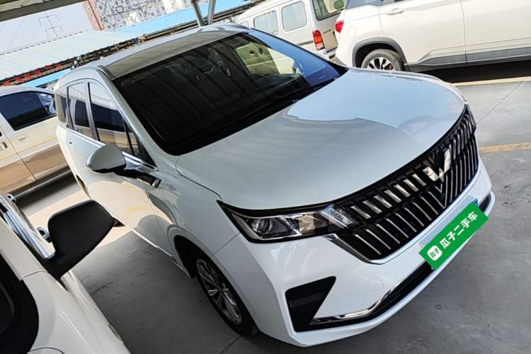 Used Wuling Jiachen 2022 1.5L Manual Comfort Edition Exterior 1