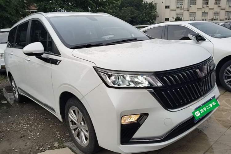 Used Wuling Jiachen 2022 1.5T CVT Smart Luxury Version Exterior 1