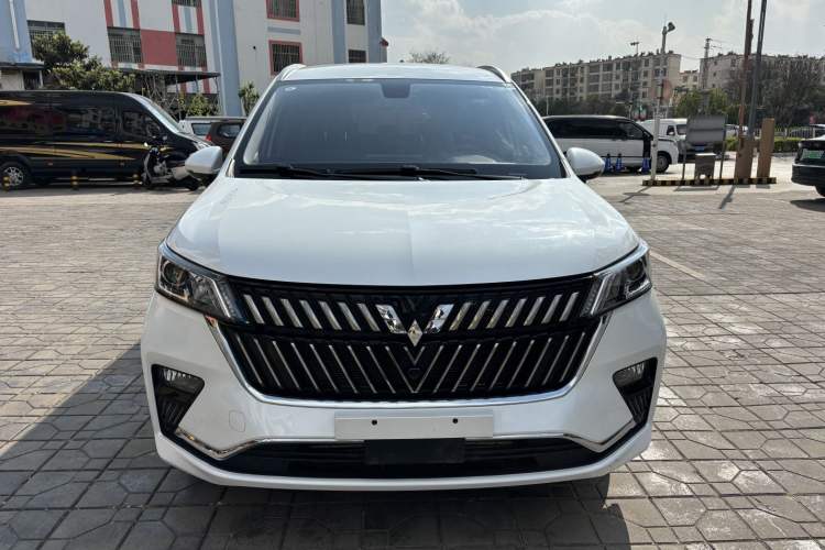 Used Wuling Jiachen 2022 1.5T CVT Smart Luxury Version Exterior 1