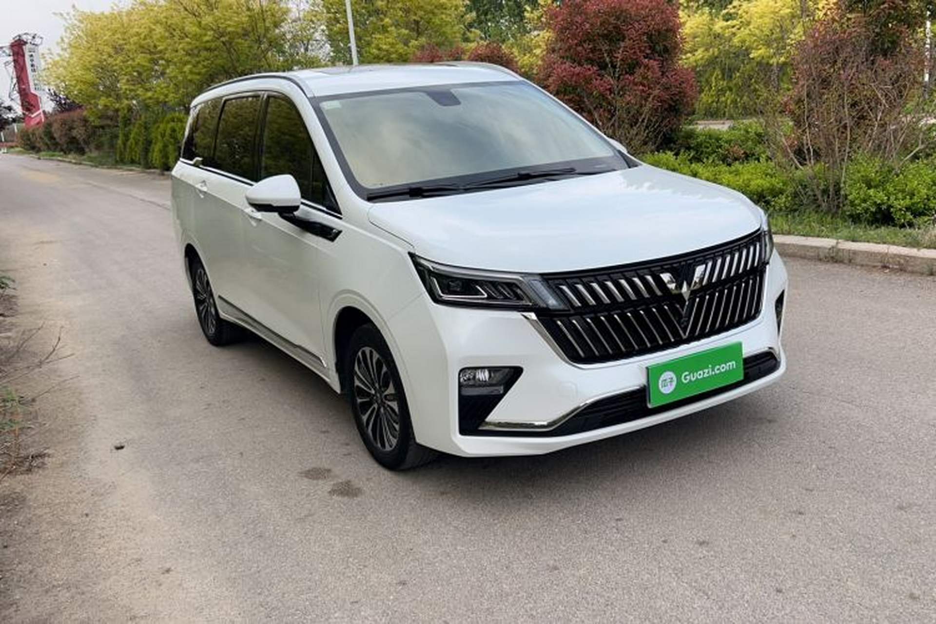 Used Wuling Jiachen 2022 1.5T CVT Deluxe Flagship Edition Exterior 2