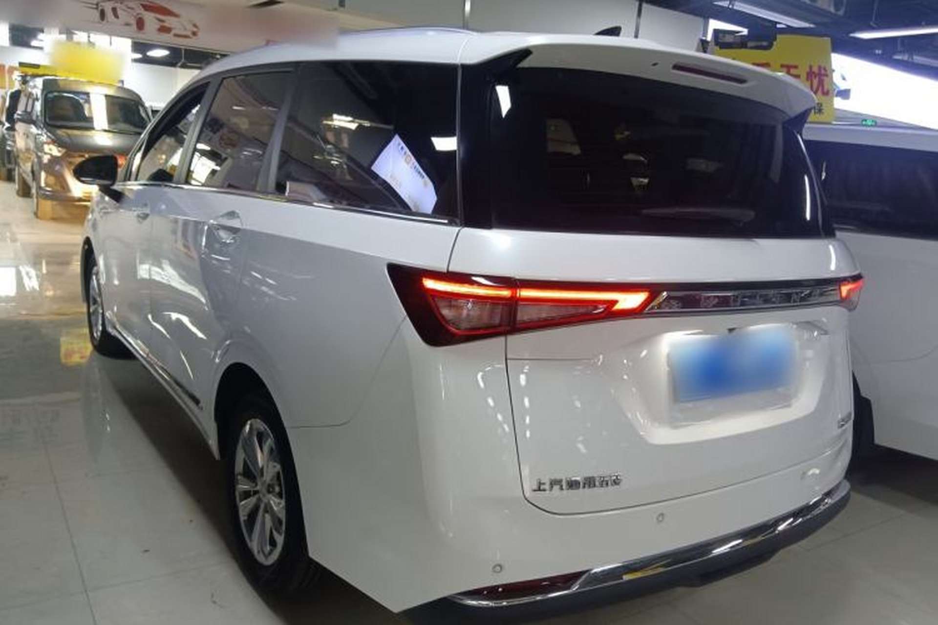 Used Wuling Jiachen 2022 1.5T CVT Smart Luxury Version Exterior 2