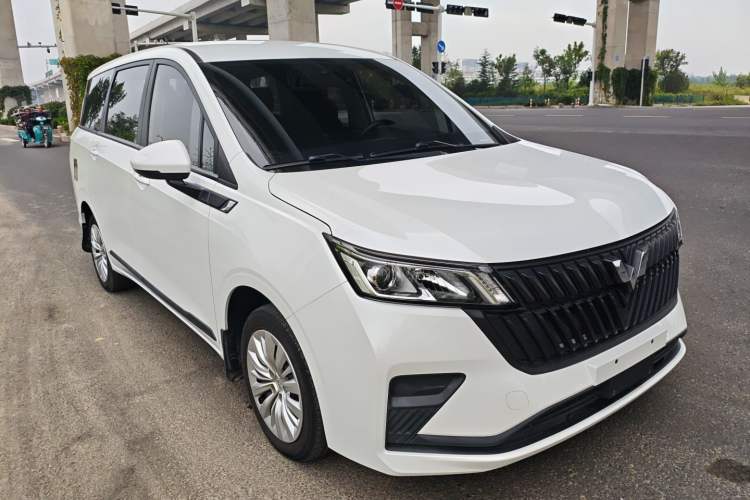Used Wuling Jiachen 2022 1.5L Manual Enjoyment Elite Model Exterior 2