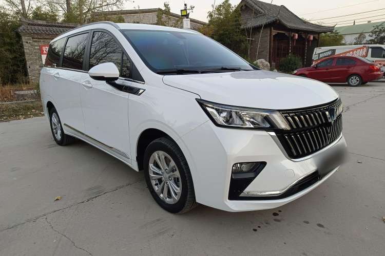 Used Wuling Jiachen 2022 1.5T CVT Smart Luxury Version Exterior 2