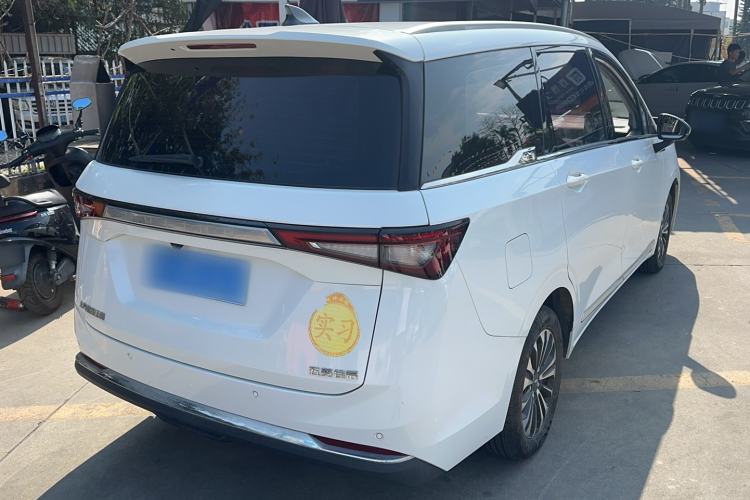 Used Wuling Jiachen 2022 1.5T CVT Deluxe Flagship Edition Exterior 3