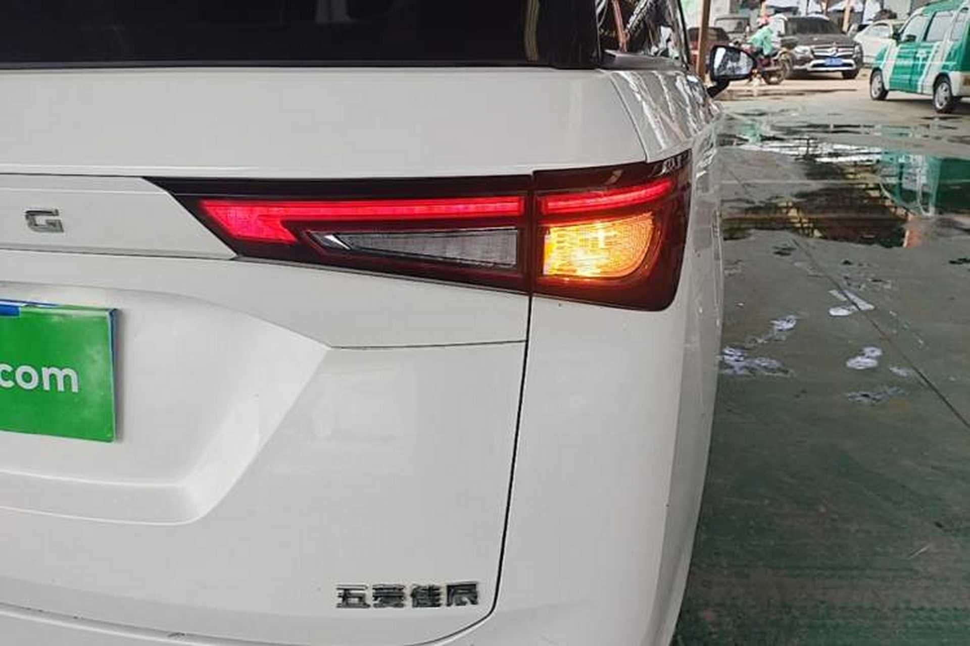 Used Wuling Jiachen 2022 1.5L Manual Enjoyment Elite Model Exterior 3