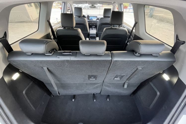 Used Wuling Jiachen 2022 1.5T CVT Smart Luxury Version Exterior 4