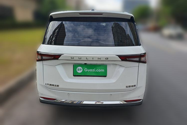 Used Wuling Jiachen 2022 1.5L Manual Comfort Edition Exterior 4