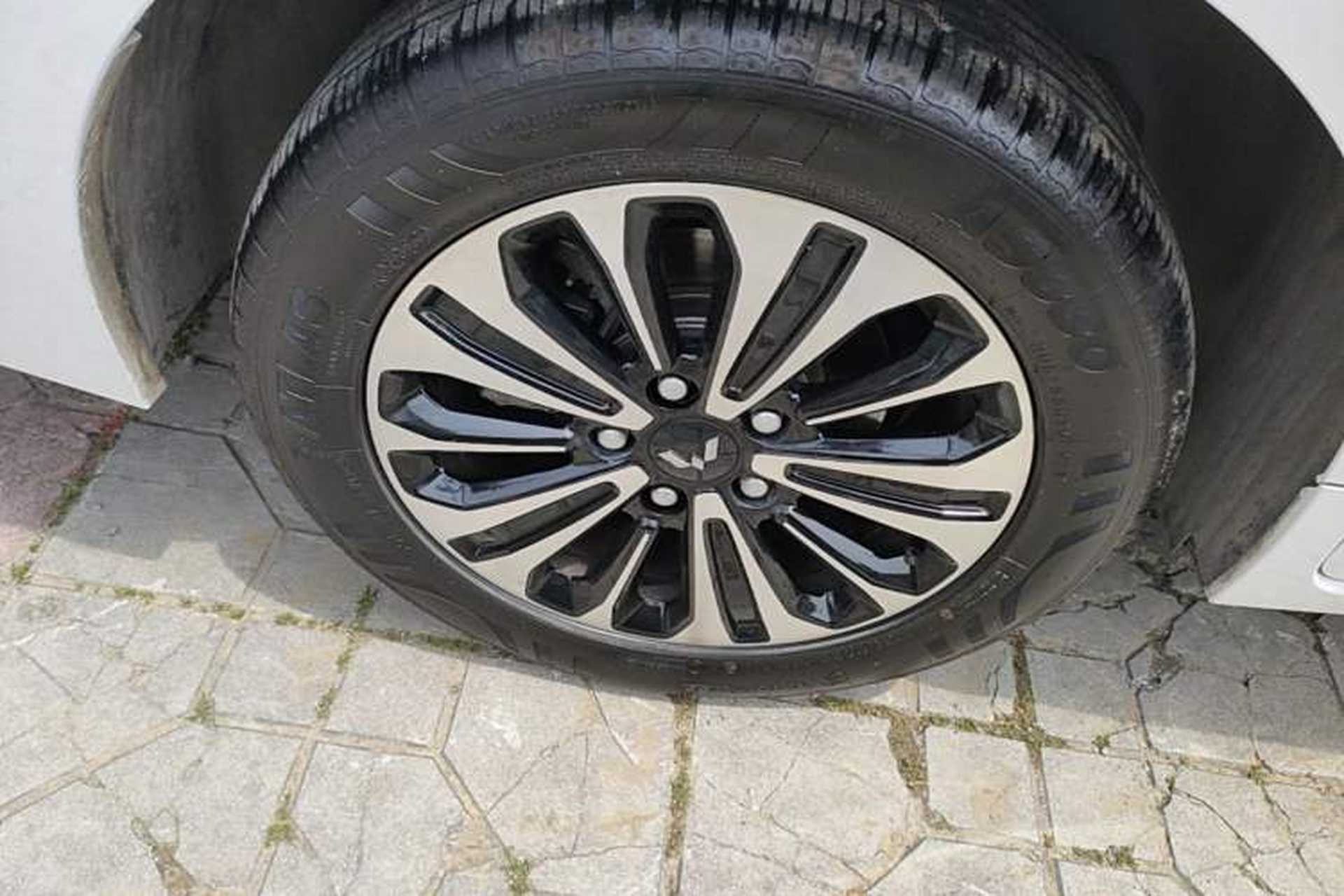 Used Wuling Jiachen 2022 1.5T CVT Deluxe Flagship Edition Exterior 5