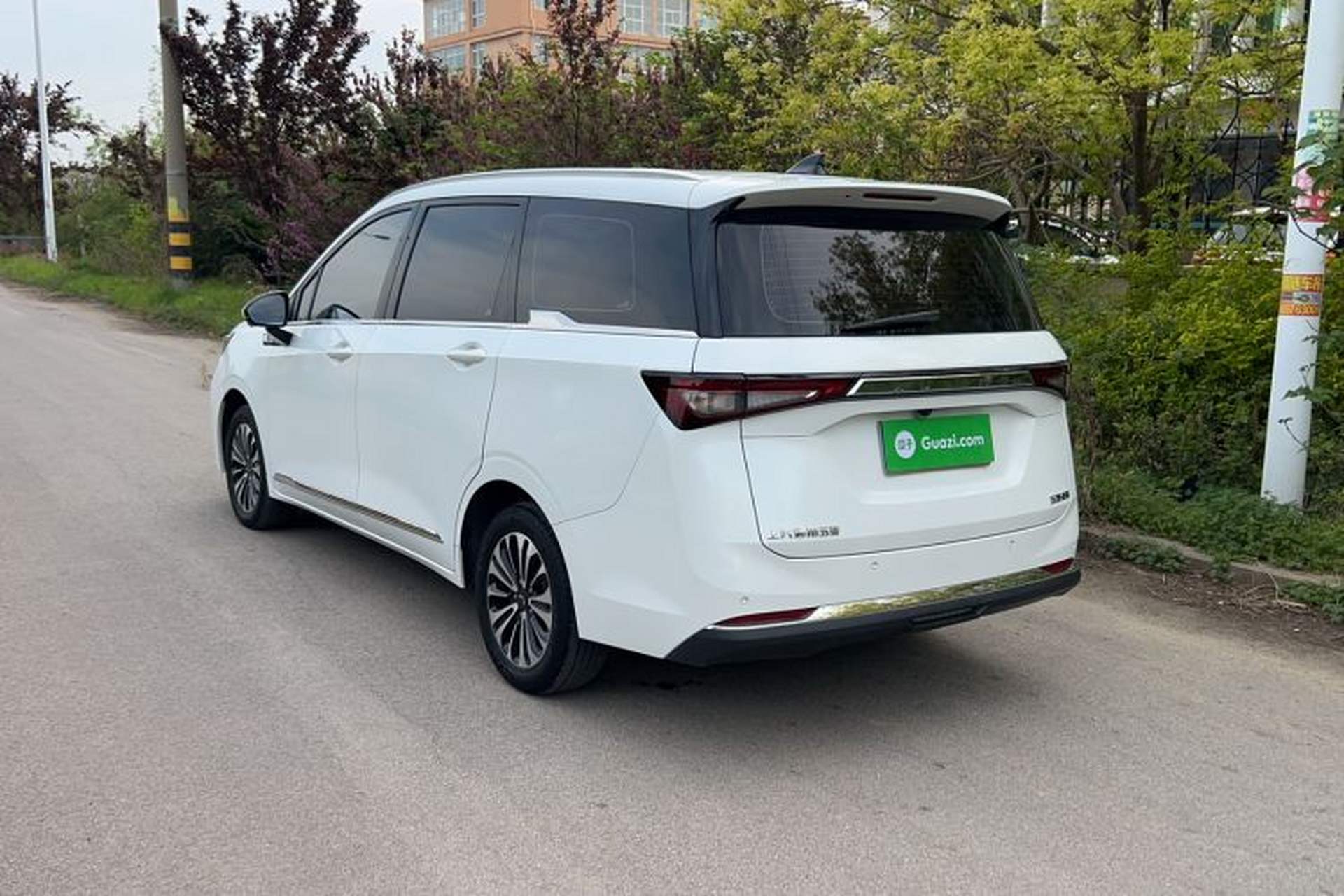 Used Wuling Jiachen 2022 1.5T CVT Deluxe Flagship Edition Exterior 6