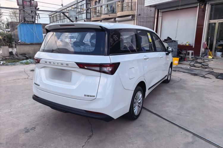 Used Wuling Jiachen 2022 1.5L Manual Enjoyment Elite Model Exterior 7