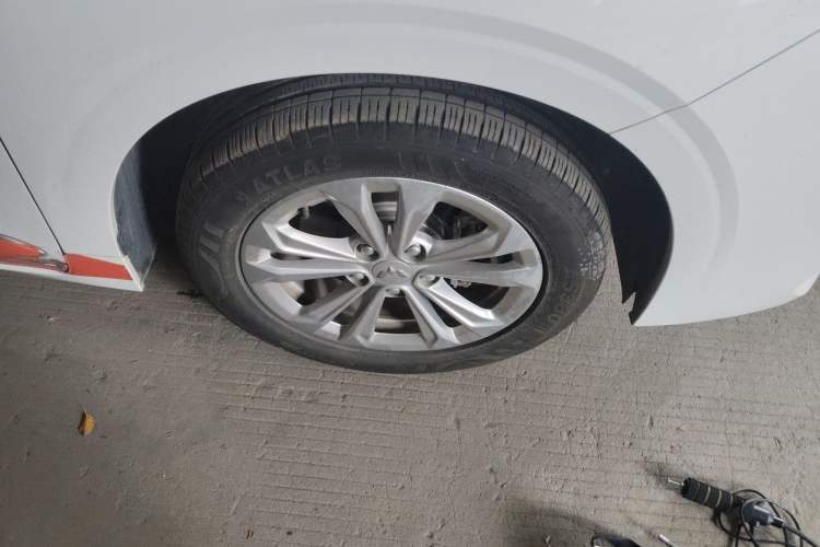 Used Wuling Jiachen 2022 1.5T CVT Smart Luxury Version Exterior 7