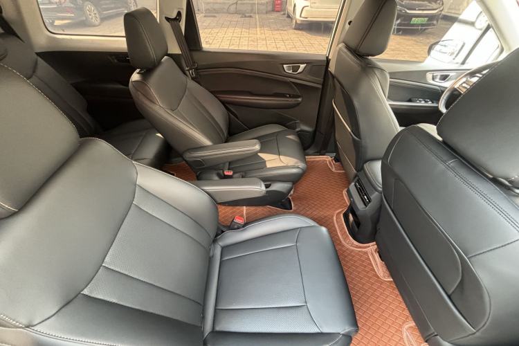 Used Wuling Jiachen 2022 1.5T CVT Smart Luxury Version Exterior 8