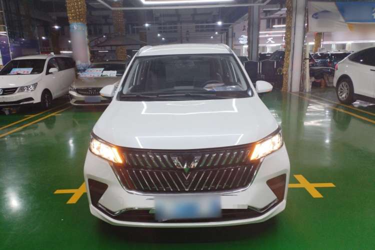Used Wuling Jiachen 2022 1.5L Manual Comfort Edition Front