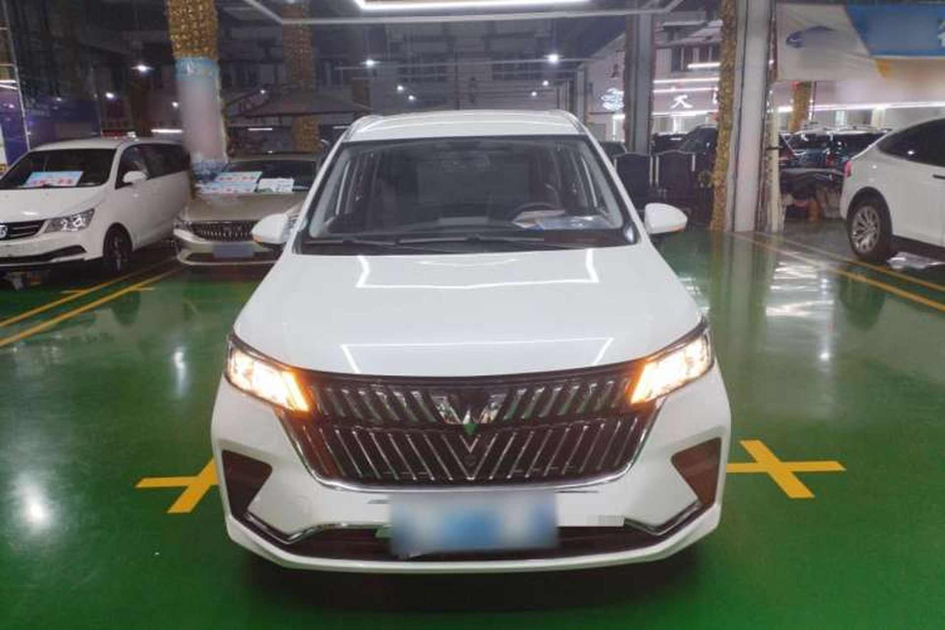Used Wuling Jiachen 2022 1.5L Manual Comfort Edition Front