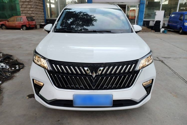 Used Wuling Jiachen 2022 1.5T CVT Smart Luxury Version Front